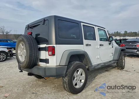 2015 Jeep Wrangler Unlimited Sport z USA, uszkodzony, nr VIN 1C4BJWDG9FL502075